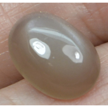 มูนสโตน (Moonstone) 3.90 กะรัตสีเทาสวย