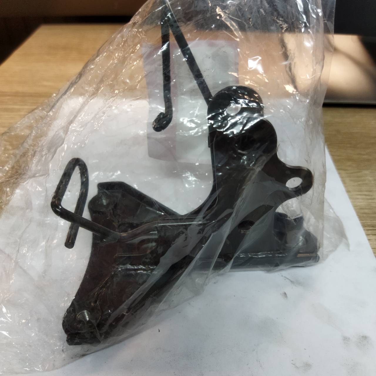 64221-KPH-950 ขายึดฝาครอบไฟหน้า WAVE125S WAVE125R อะไหล่แท้ HONDA