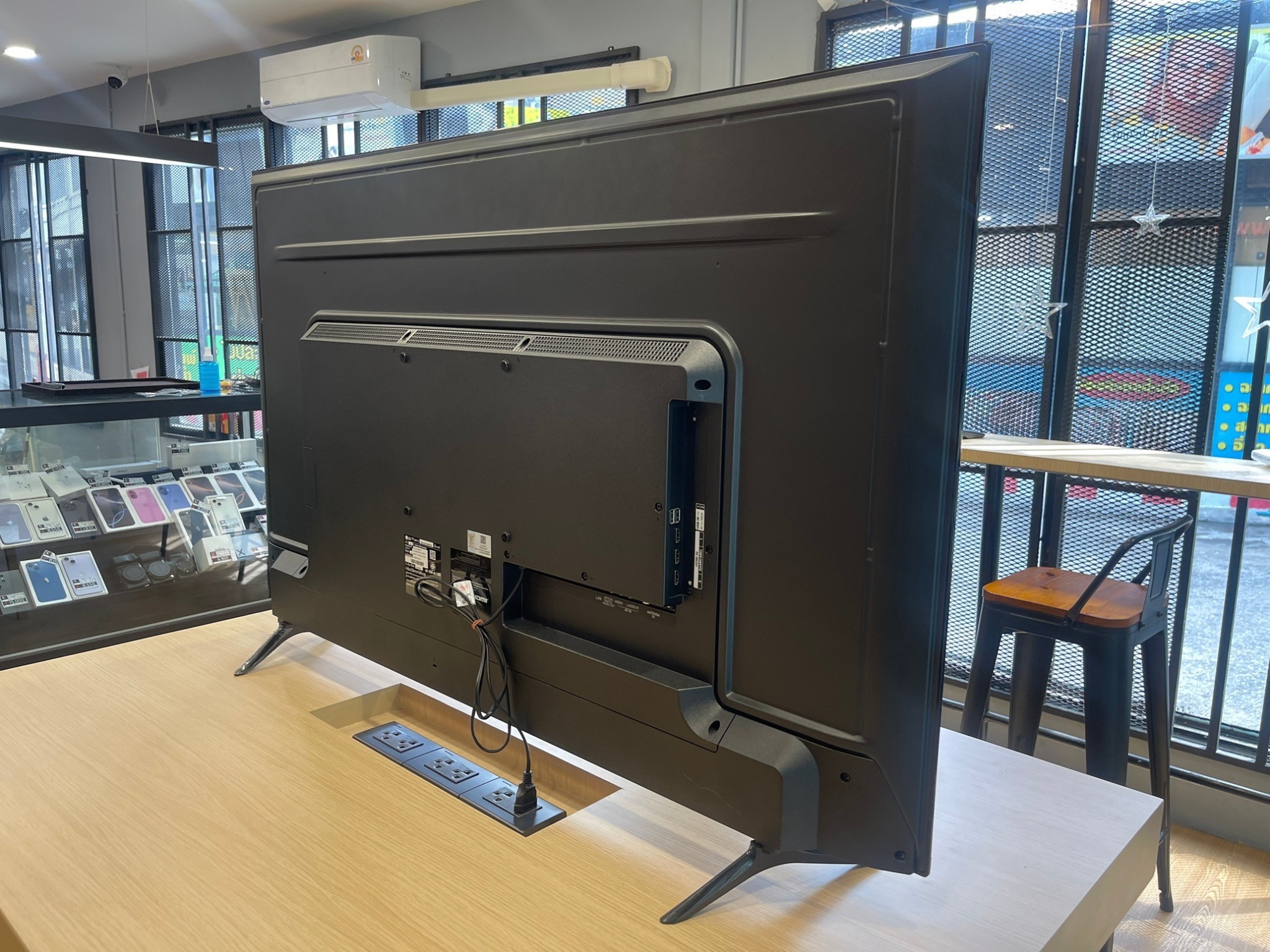 LG ทีวี 55UQ7050 สมาร์ททีวี 55 นิ้ว 4K UHD LED รุ่น 55UQ7050PSA.ATMQ