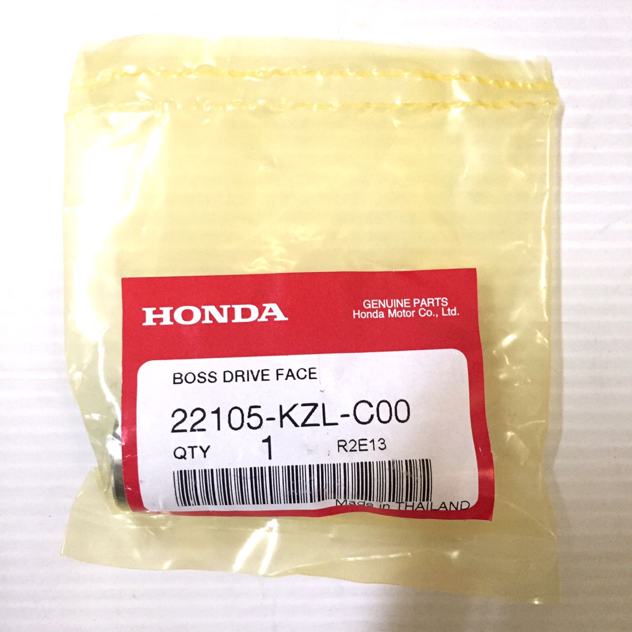 22105-KZL-C00 แกนหน้าสัมผัสของพูลเลยขับ ZOOMER-X 2012-2014 อะไหล่แท้ HONDA