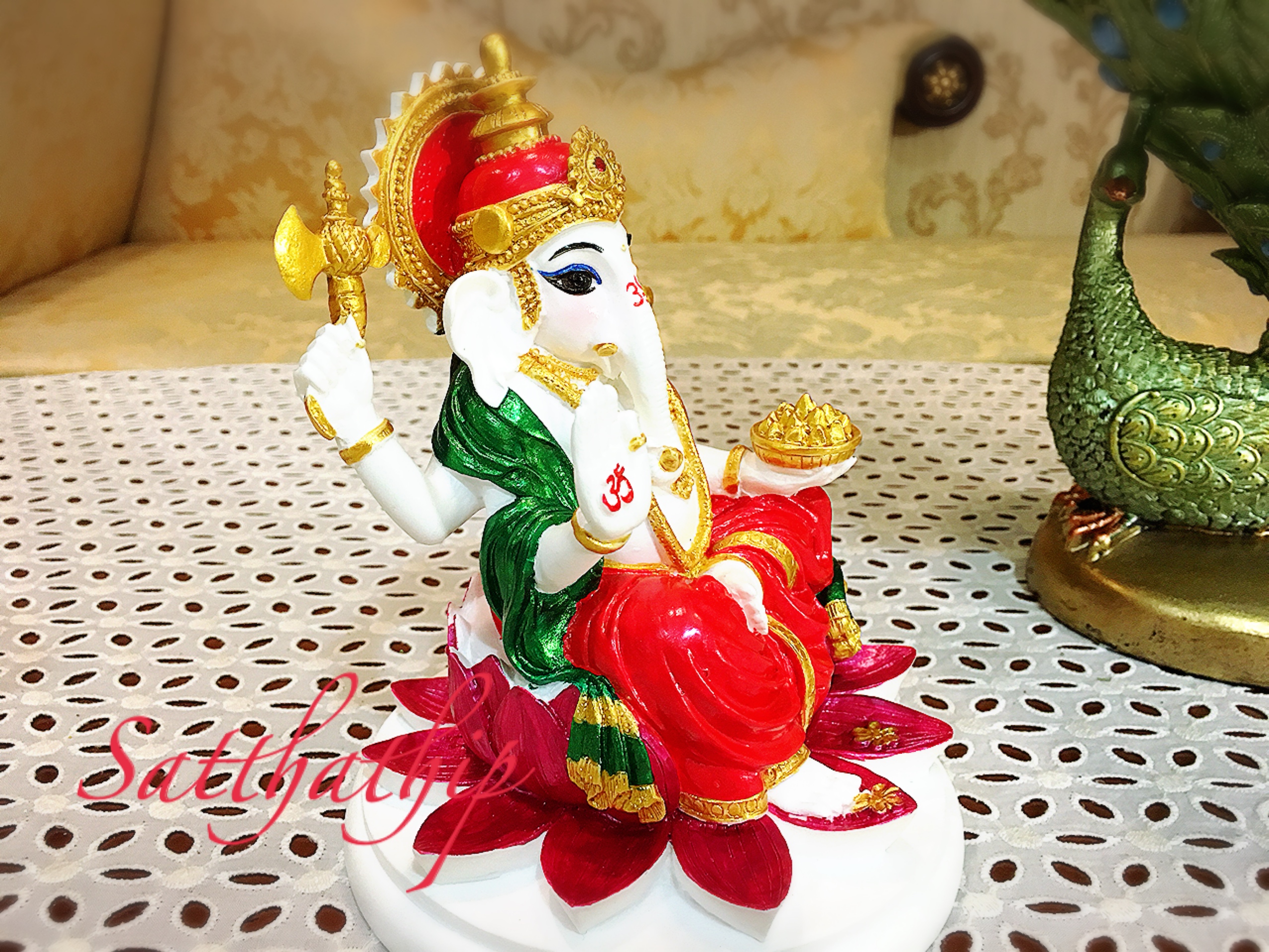 พระพิฆเณศ ปางสัมปทายะคเณศ (เซรามิก) - Ganesha: Lord of Success