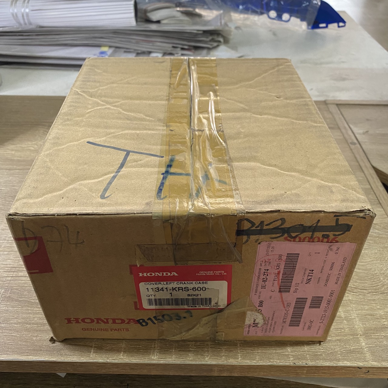 11341-KRS-600 ฝาครอบแคร้งเครื่องด้านซ้าย WAVE100S 2005 อะไหล่แท้ HONDA