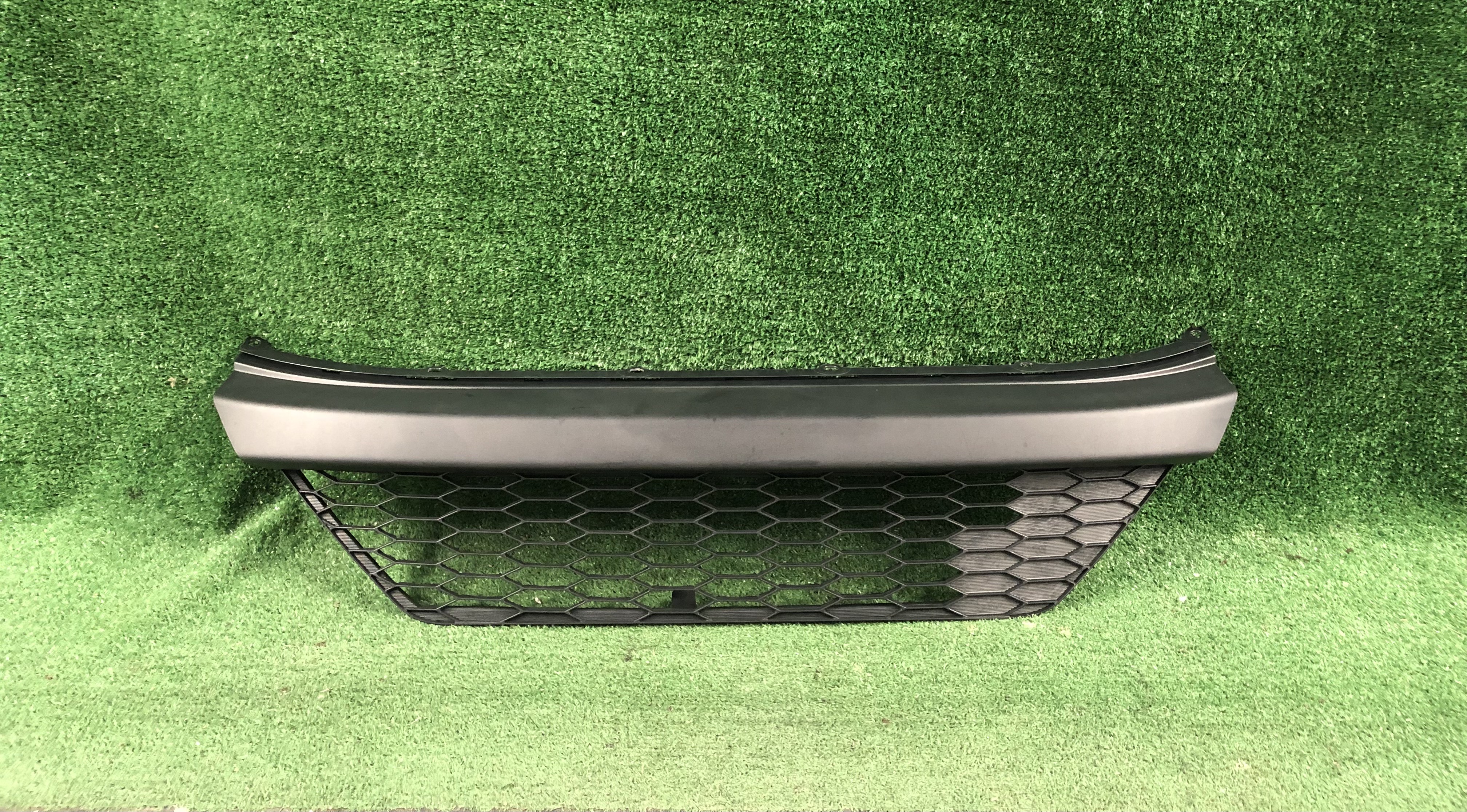 ช่องลมกันชนหน้า Honda Jazz 2014-16