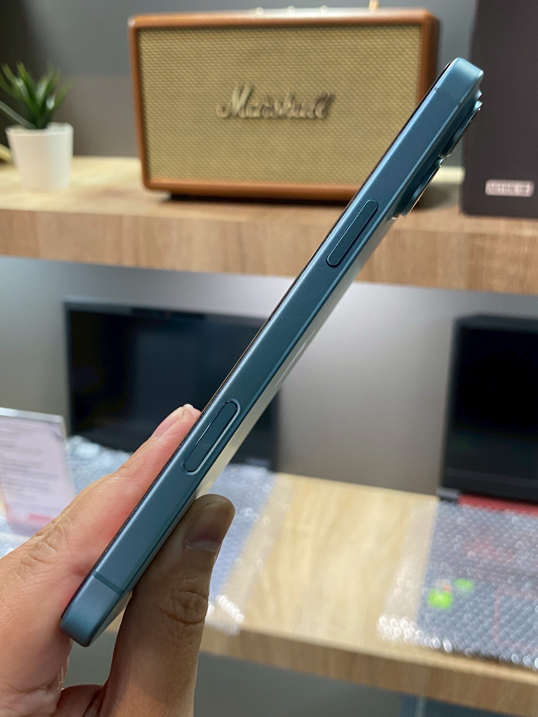 iPhone 16 Plus 128GB Teal
