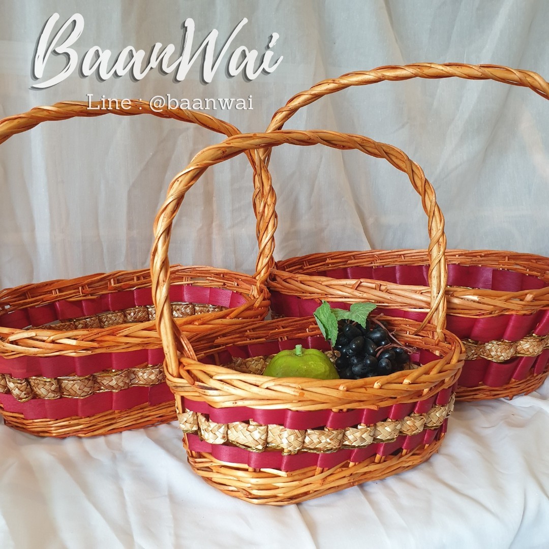 กระเช้า Code-004 ทรงรี (ลายคาดแดง)