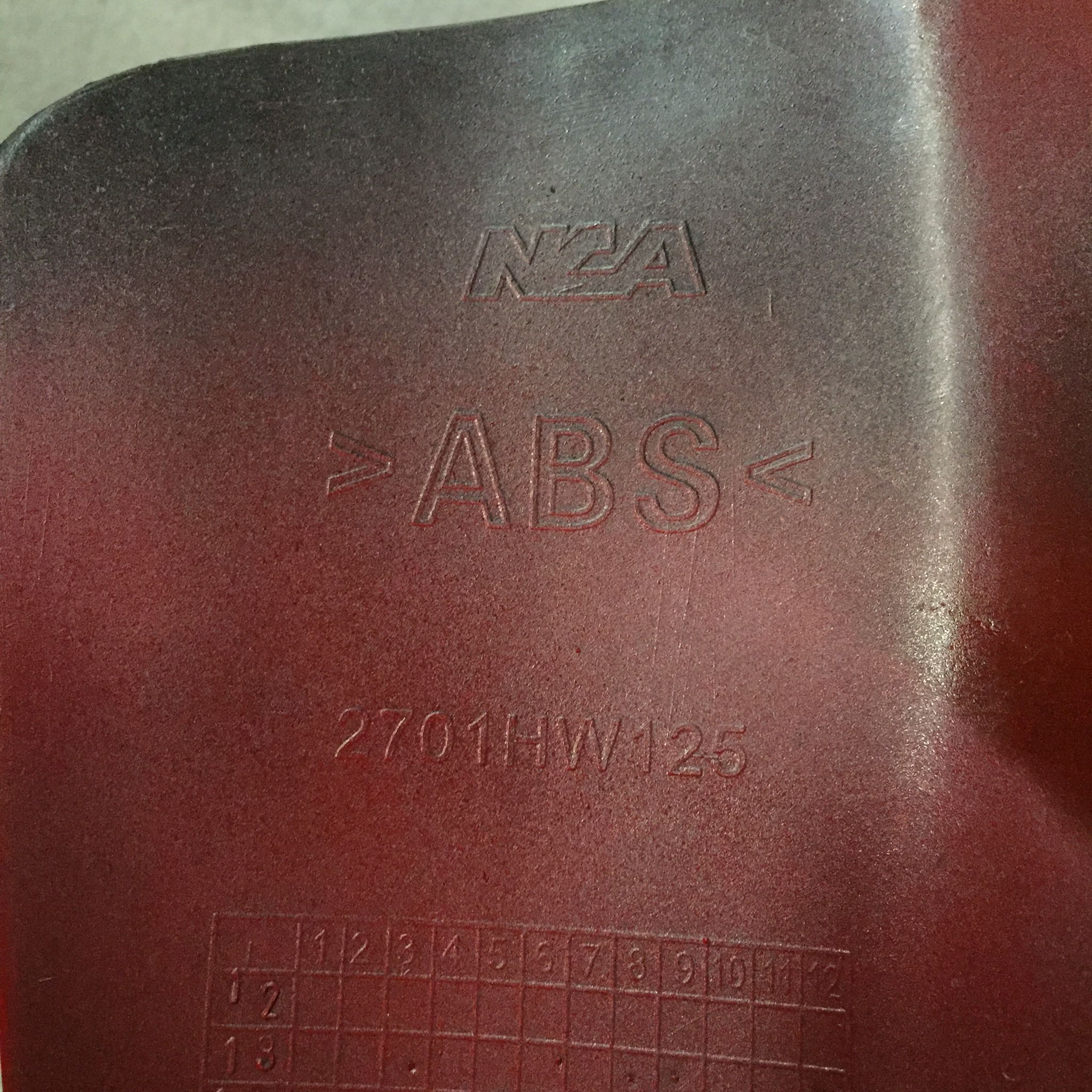 🟩 2701HW125263 แฟริ่งล่าง (อกไก่) สีแดงสด R263=H53 สำหรับรุ่น WAVE125 อะไหล่เทียบ NCA (นำเจริญ) รหัสเทียบ : 64310-KPH-700ZF