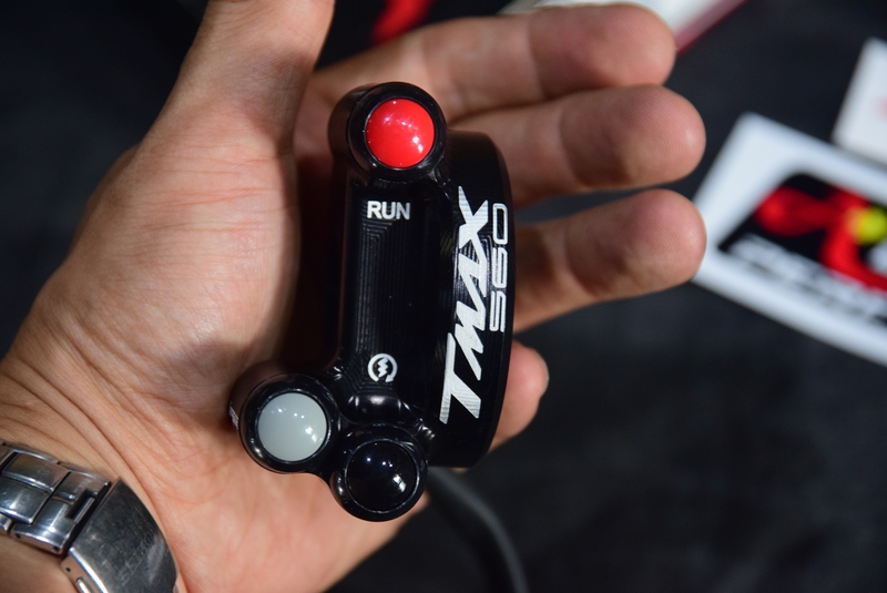 ๋Jetprime ปะกับสวิทช์ สำหรับ Tmax 560 ตรงรุ่นไม่ต้องแปลง อารมณ์ motoGP