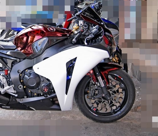 จานเบรค Braking รุ่น Batfly สำหรับ S1000RR 2011+