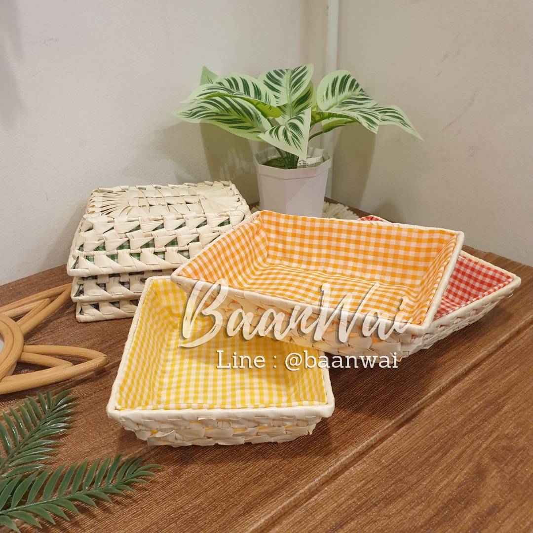 ตะกร้าใบลาน บุผ้า ทรงรี