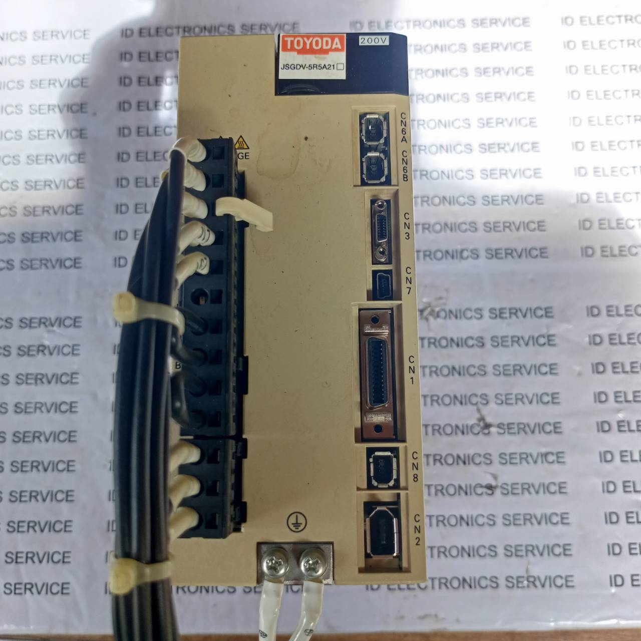 SGDV-5R5A21A YASKAWA SERVO DRIVE