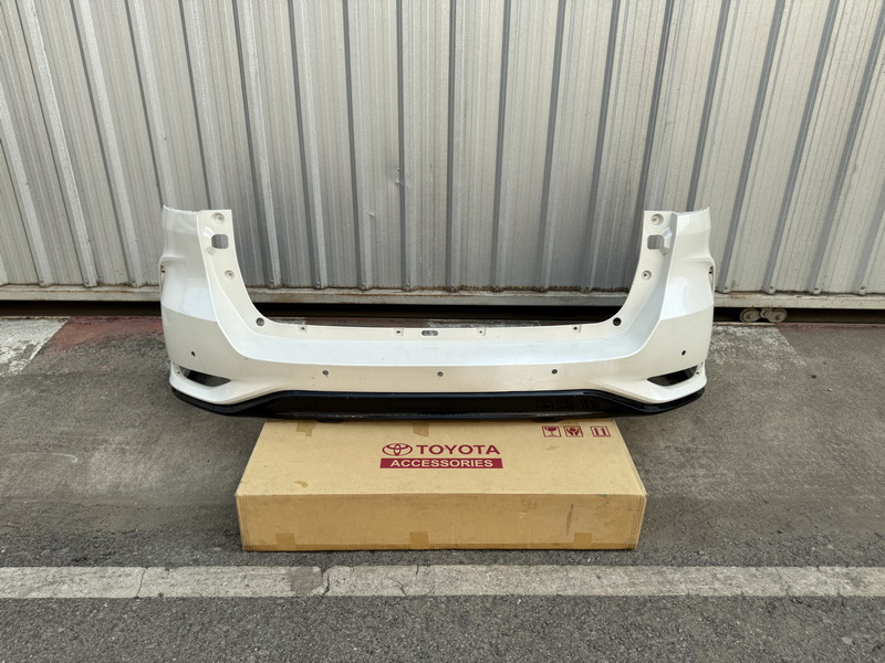 กันชนหลัง Toyota Fortuner Legender 2020-2022