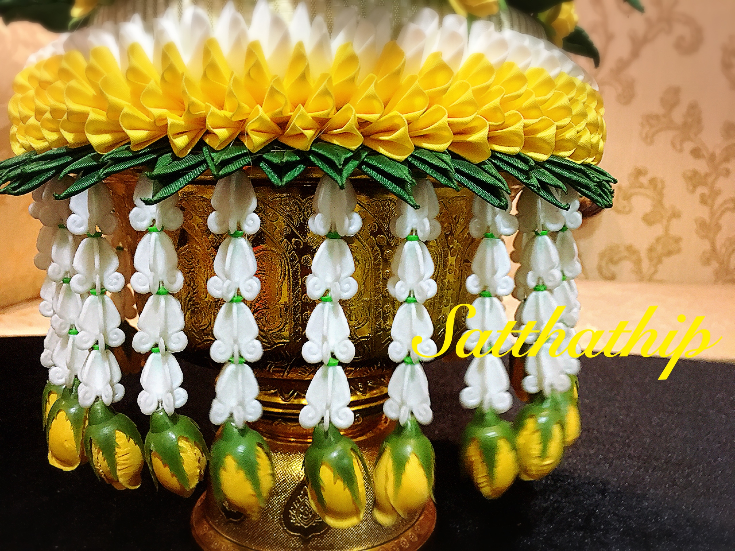 พานพุ่มผ้า สีเหลือง - พานพุ่ม สีเหลือง - พานพุ่มสักการะ สีเหลือง - Phan bush