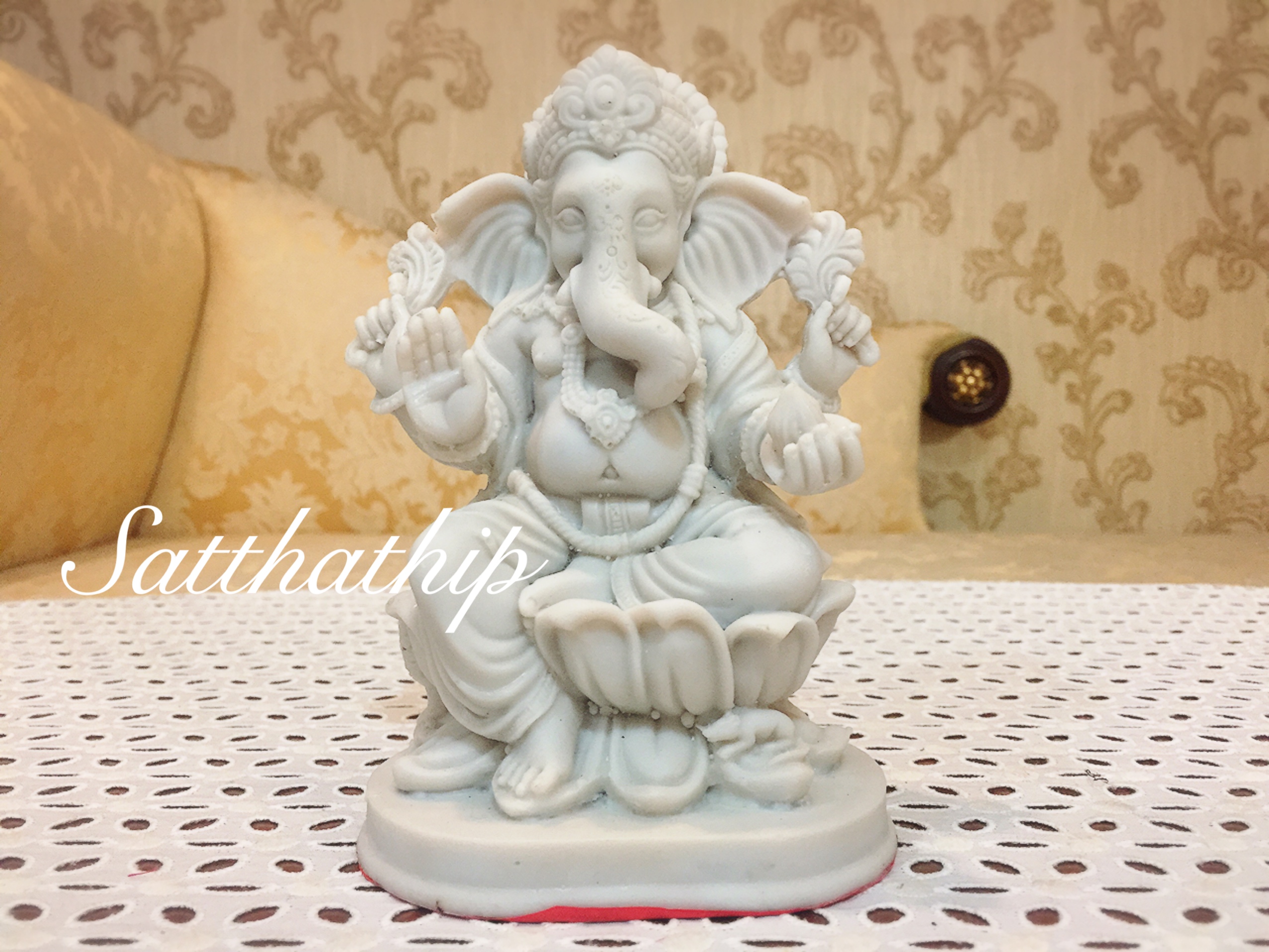 พระพิฆเนศ ปางสัมปทายะคเณศ (เรซิ่น) - Ganesha: Lord of Success