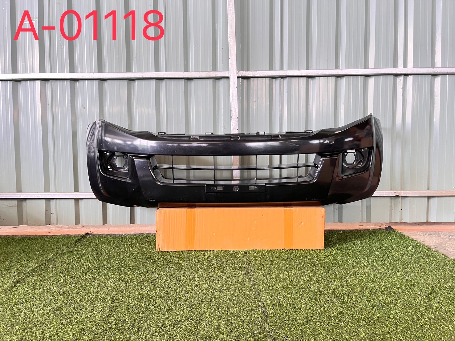 กันชนหน้า Isuzu D-max 2012-15 แท้ถอด