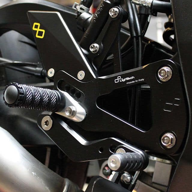 Lightech- เกียร์โยง (Rearsets) รุ่น มาตราฐาน สำหรับ GSXR1000 2017+