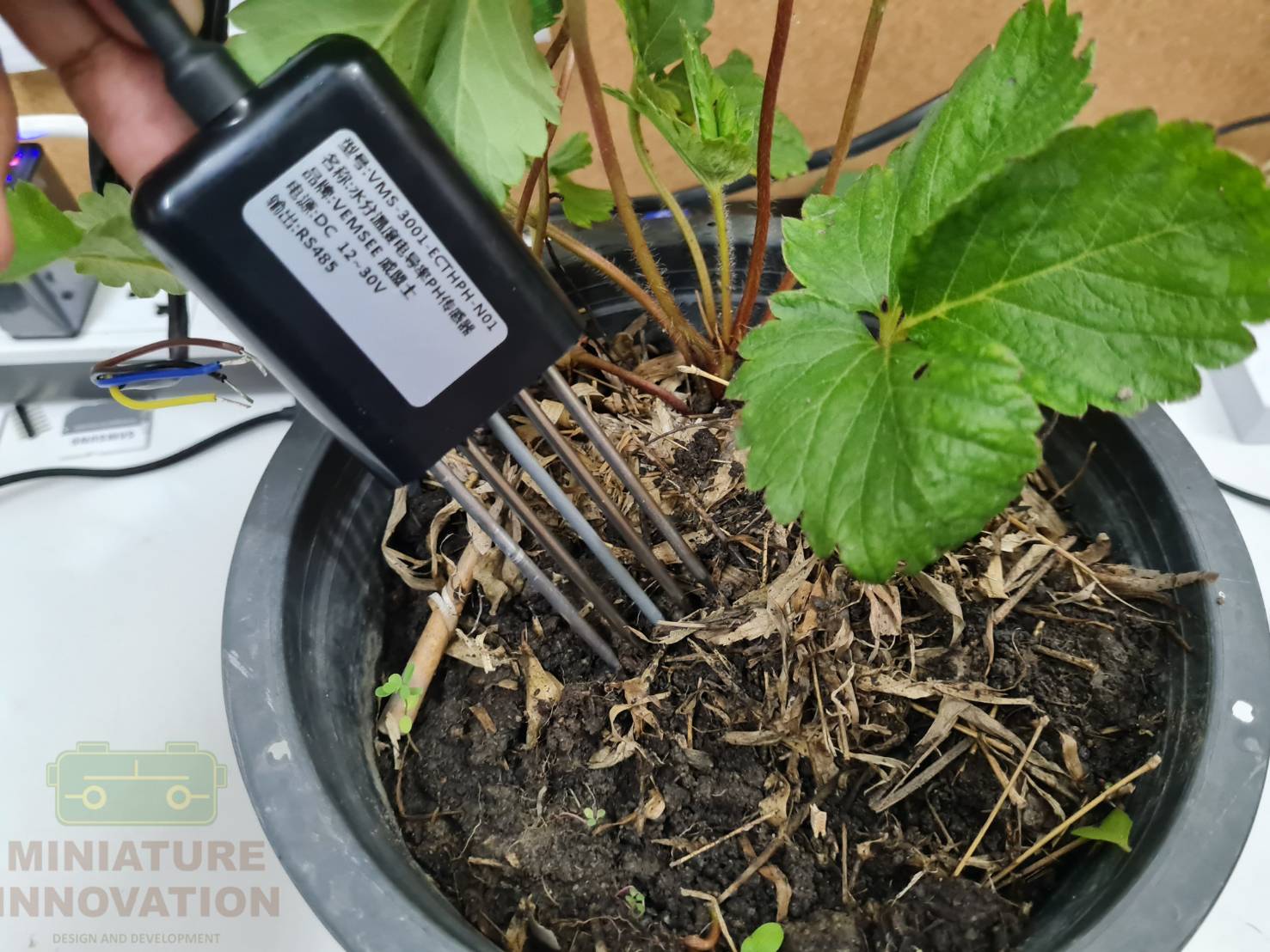 EC Temperature Humidity PH Sensor RS485 Output เซนเซอร์วัดค่า EC อุณหภูมิ ความชื้น กรดด่าง ของดิน โดยสื่อสารแบบ RS485