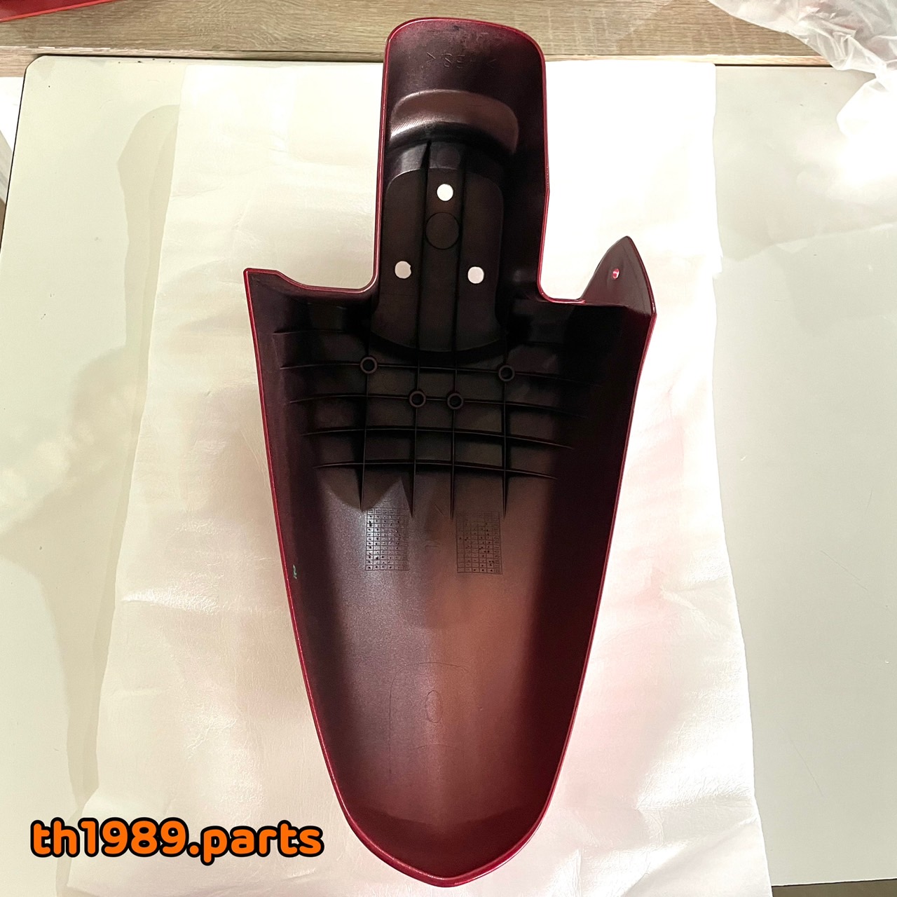 1YC-F1511-00-P0 บังโคลนหน้าสีแดงฟีโน่หัวฉีด FINO FI, FINO125 ปี2016 อะไหล่แท้ YAMAHA