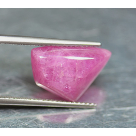 พลอยทับทิมแท้ (Ruby) 8.65 กะรัตสีแดงชมพู