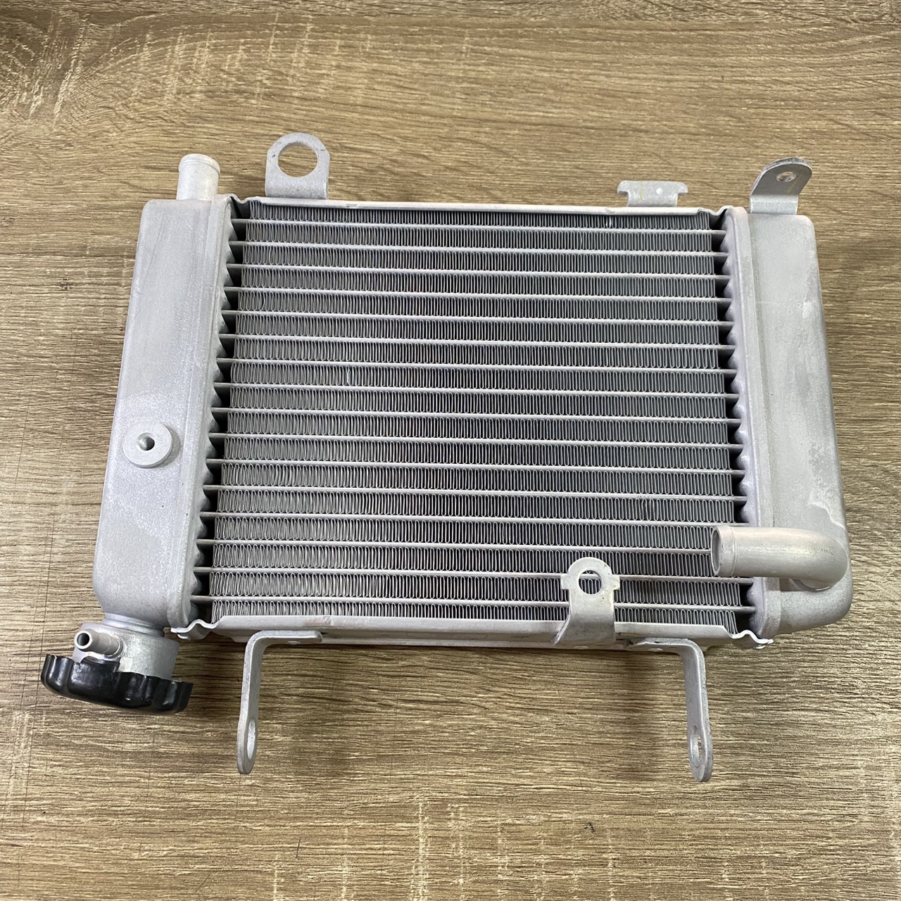 19010-KPP-T01 หม้อน้ำรถมอเตอร์ไซค์ CBR150i CBR 150 อะไหล่แท้ HONDA