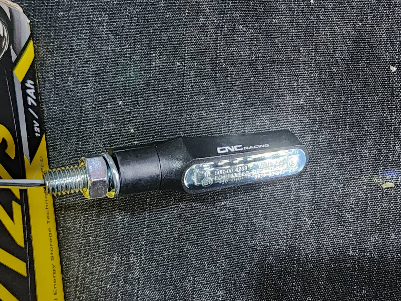 ไฟเลี้ยว CNC racing รุ่น Booster สำหรับ M937 ไฟระบบ LED สว่าง ไม่ร้อน ราคา/คู่
