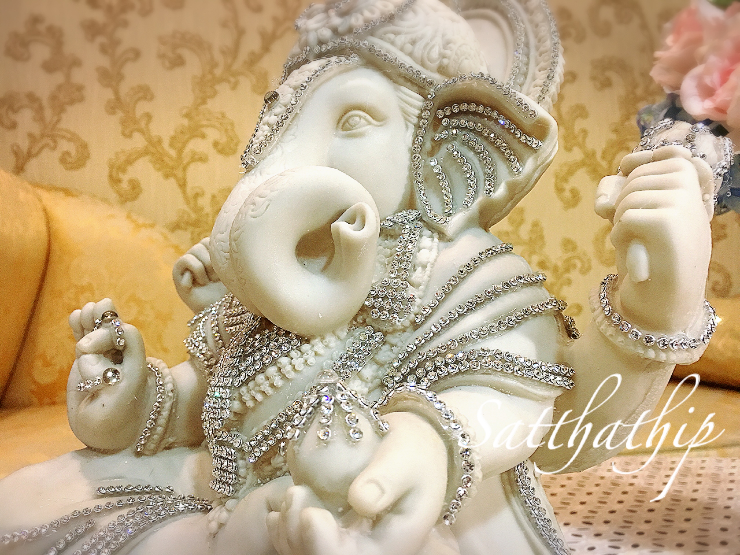พระพิฆเนศ ปางเศรษฐ๊/ ดั๊กดูเสธ (เรซิ่น) - Ganesha: Lord of Success