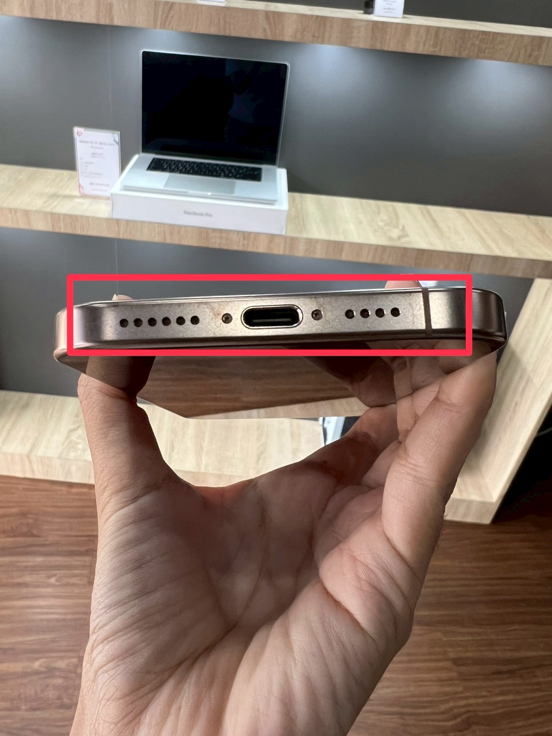 iPhone 16 Pro Max 256GB Desert Titanium