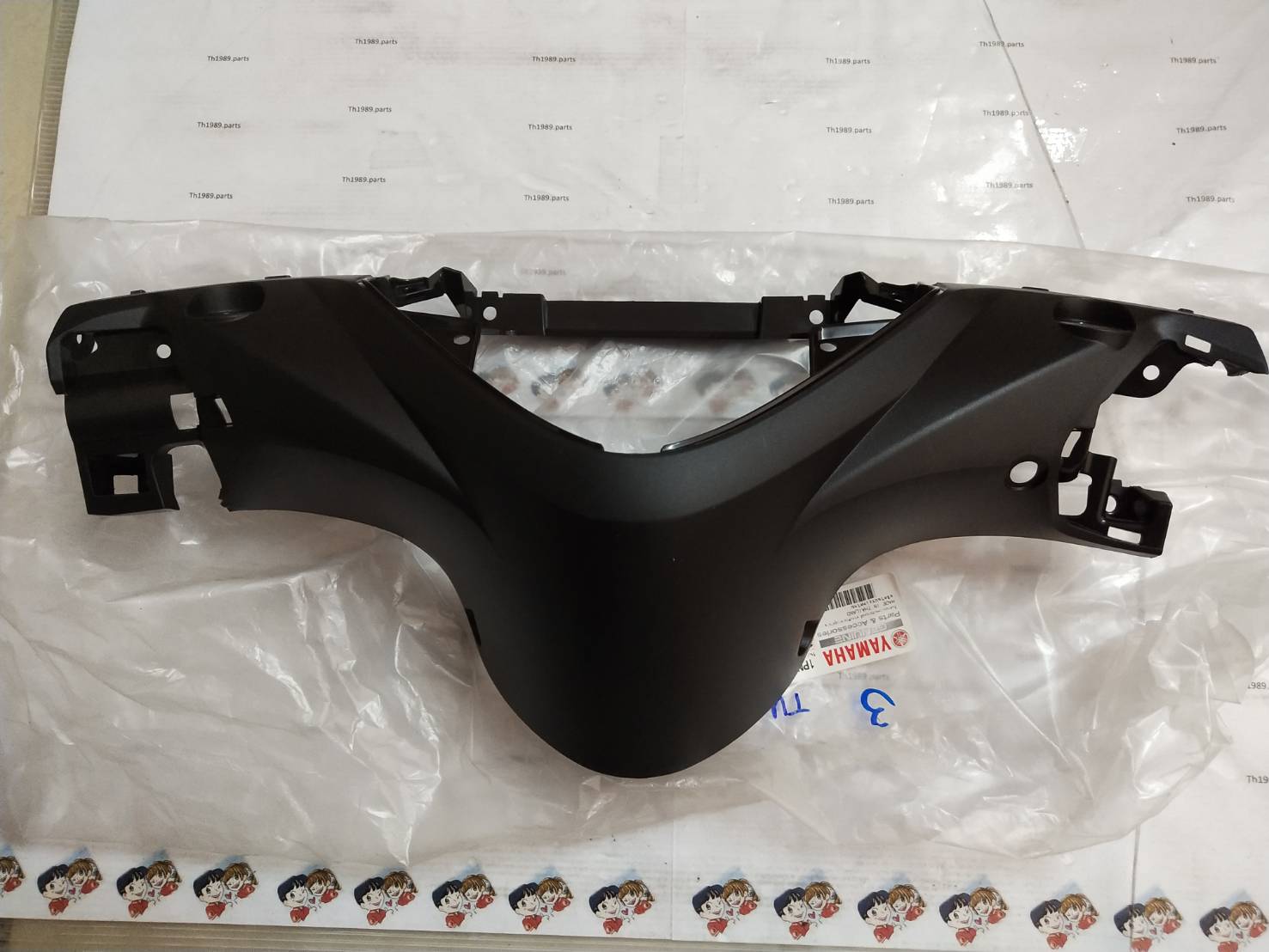 ฝาครอบแฮนด์หลังสีดำ มีโอ 125i สำหรับรุ่น MIO125I อะไหล่แท้ YAMAHA 1PN-F6145-00