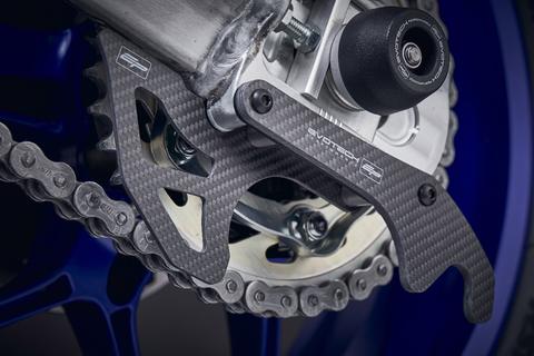 การ์ดกันโซ่ คาร์บอน Evotech สำหรับ R6 2017+