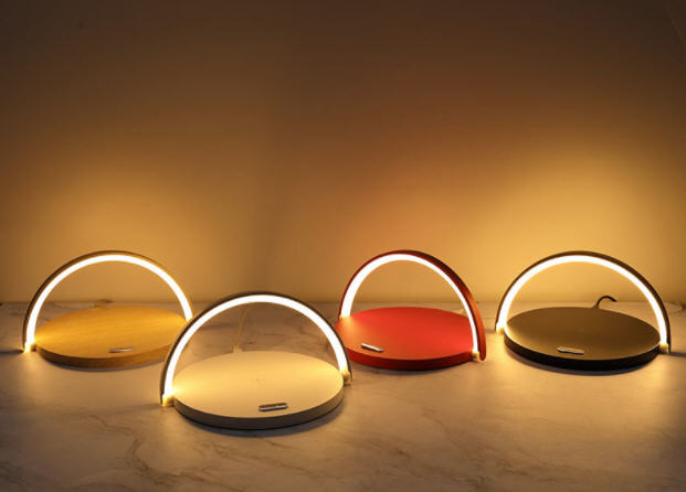 LEDโคมไฟ+ที่ชาร์จไฟโทรศัพท์,ที่ชาร์จไฟโทรศัพท์+โคมไฟLED