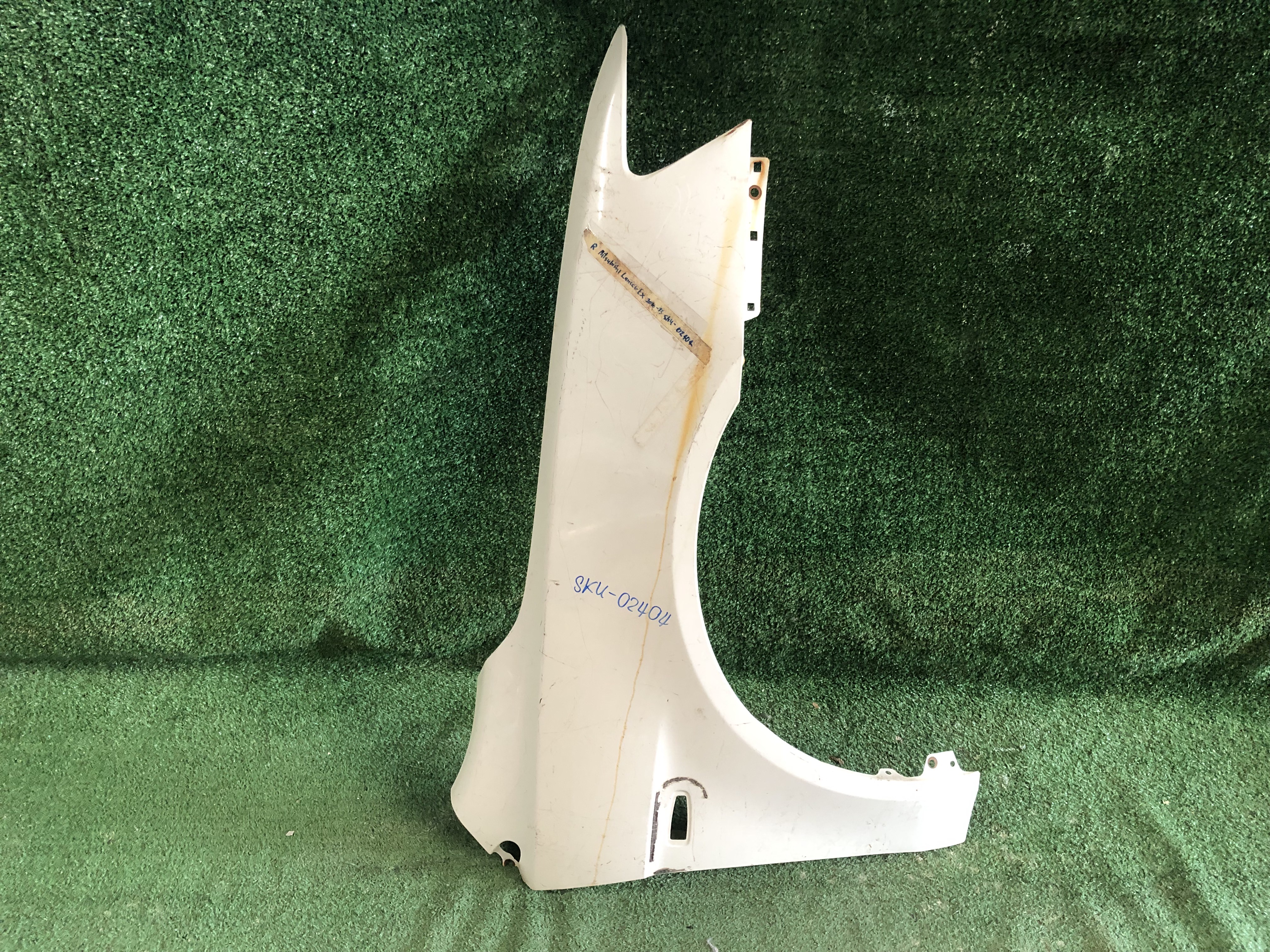 บังโคลนหน้า R Mitsubishi Lancer EX 2010-13