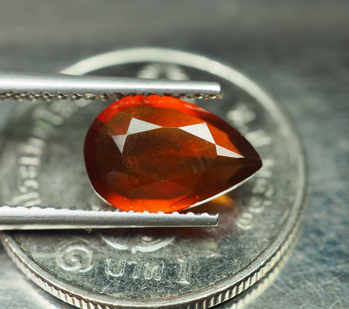 เฮสโซไนต์โกเมน (Hessonite) 1.90 กะรัต