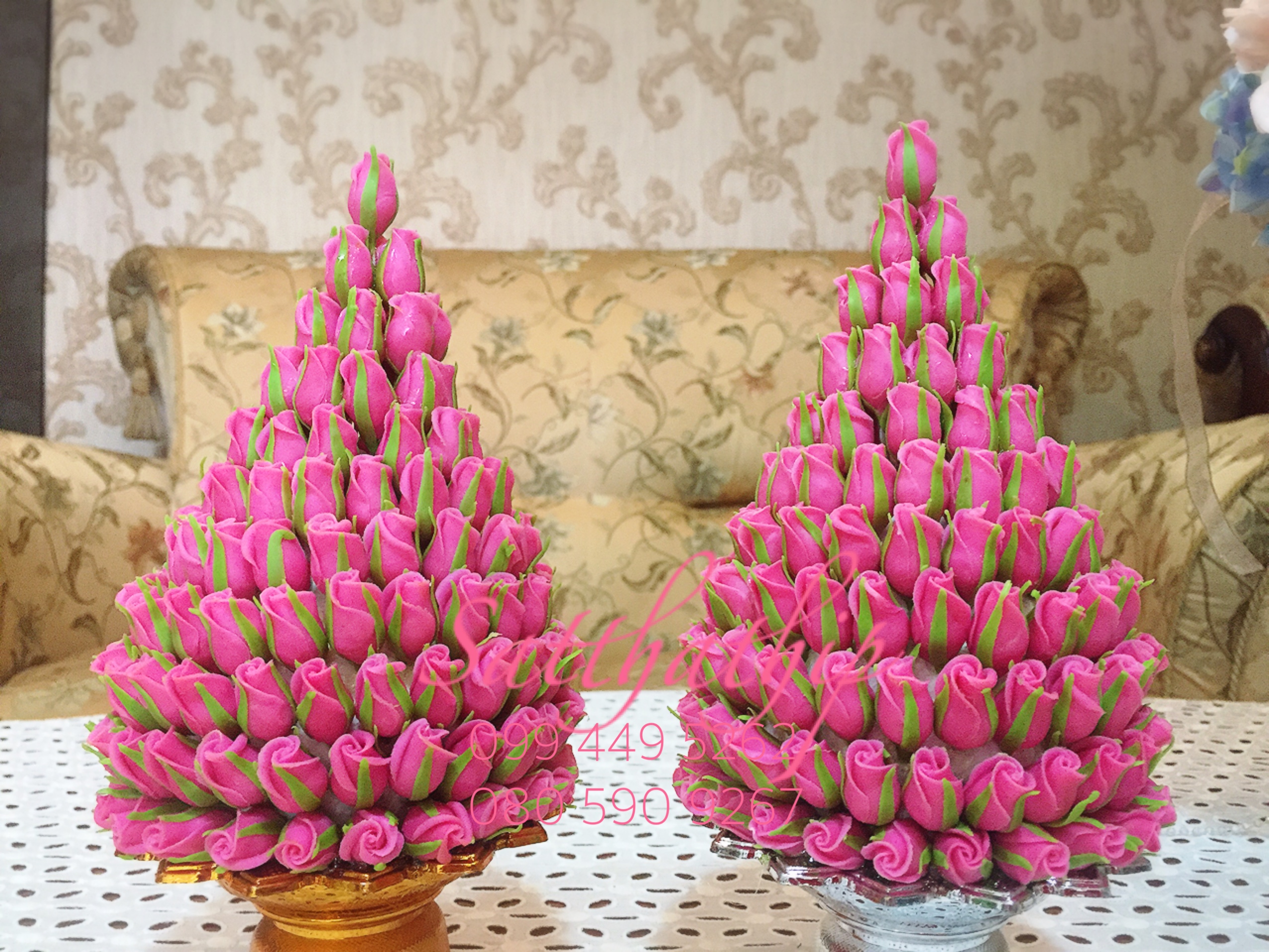 พานพุ่มดอกกุหลาบ ประดิษฐ์จากดิน [4 นิ้ว 1,590 บาท/คู่]