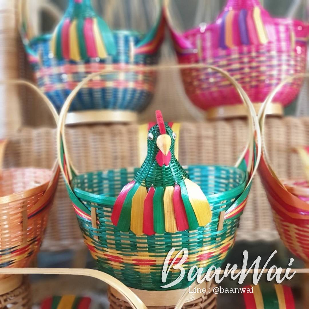 ตะกร้าไก่ ตะกร้าใส่ไข่ ตะกร้าไม้ไผ่ ตะกร้าไม้ไผ่สานทรงไก่ (Random)