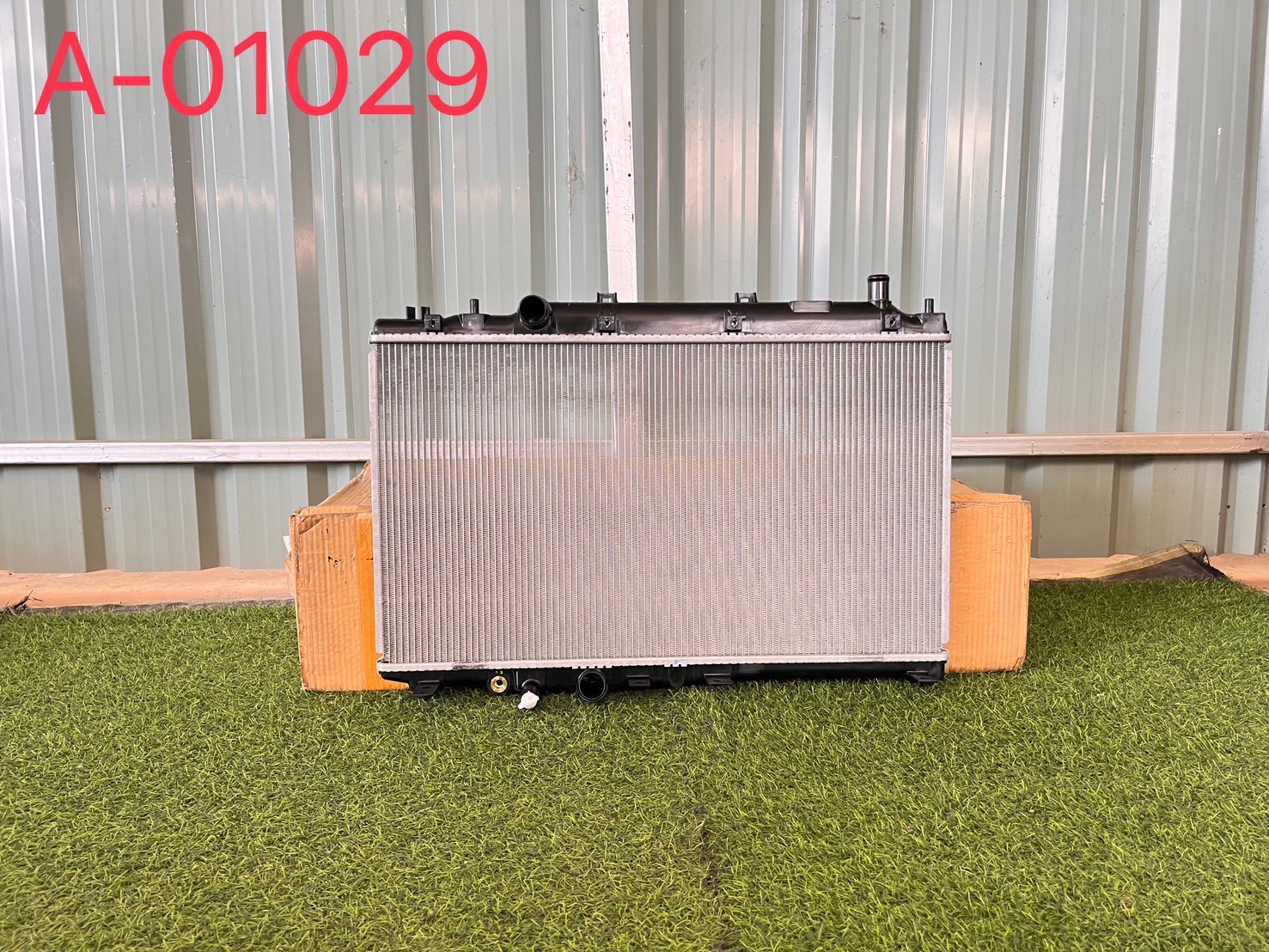 หม้อน้ำ Honda HRV 2014-21 ใหม่แท้