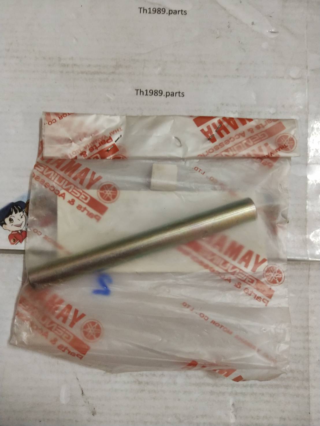 สลักยึดเบาะ MIO FINO SPARK115I TTX อะไหล่แท้ YAMAHA รหัสเก่า 1FC-F4727-00 , 5VV-F4727-00 รหัสทดแทน 2BL-F4727-00