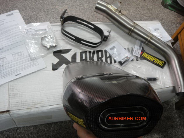 ท่อ Akrapovic สำหรับ CBR600RR ทุกปี (For Exhibition only)