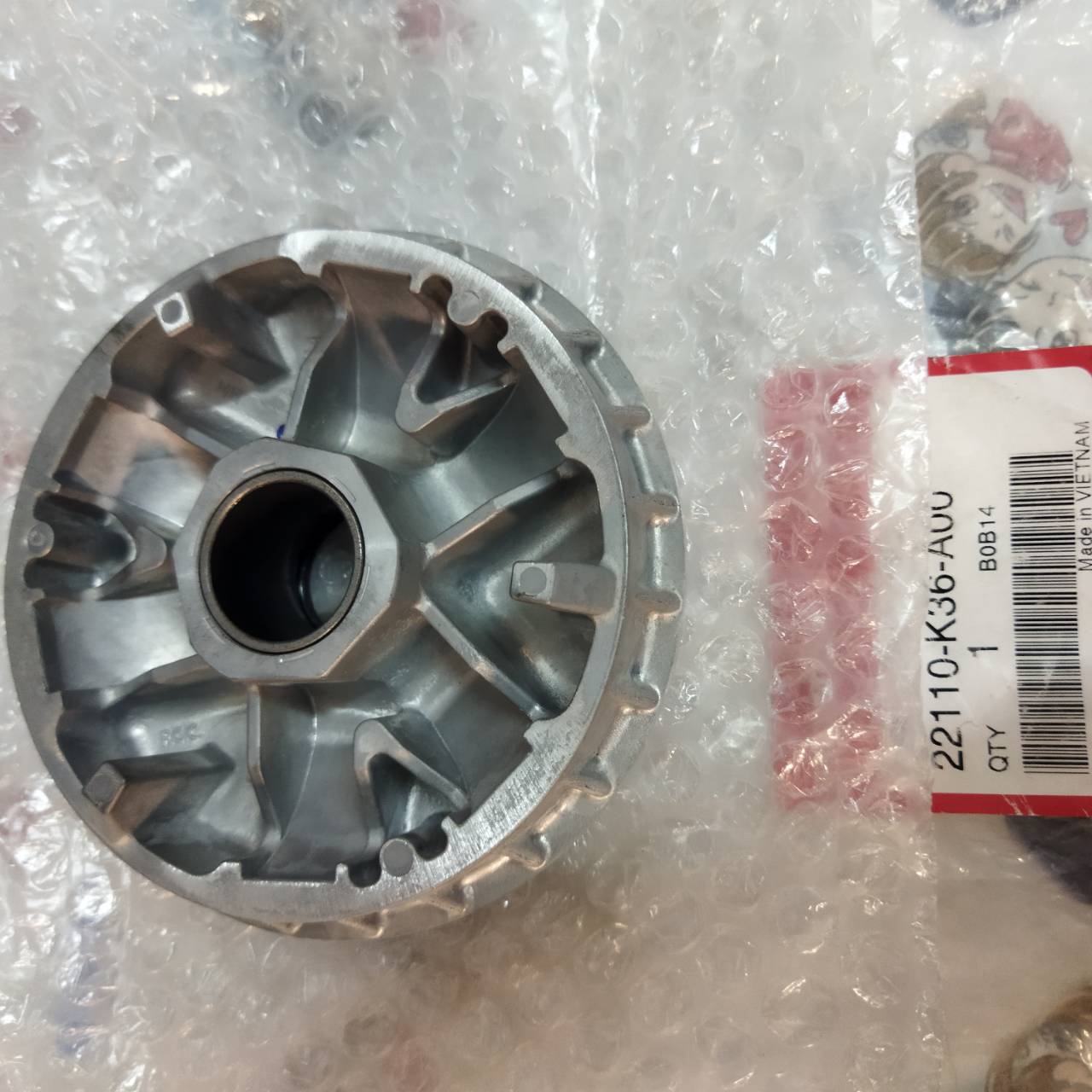 22102-K44-V00 หน้าสัมผัสที่อยู่กับที่ของพูลเลย์ขับ SCOOPY-I ZOOMER-X 2017-2019 อะไหล่แท้ HONDA