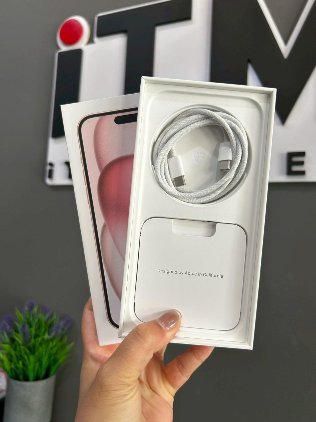 iPhone 15 Plus 128GB Pink