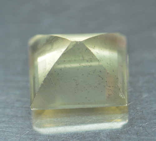 พลอยออร์โธเคลส (Orthoclase) 6.40 กะรัต