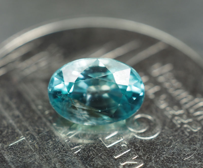พลอยเพทาย (Zircon) 1.25 กะรัตลดราคา
