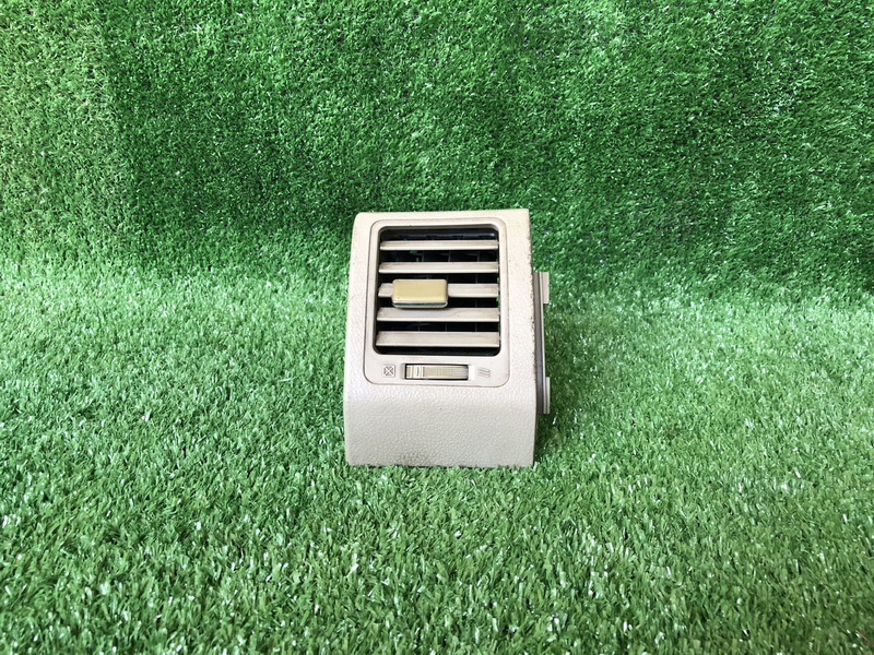 ช่องลมแอร์รถยนต์