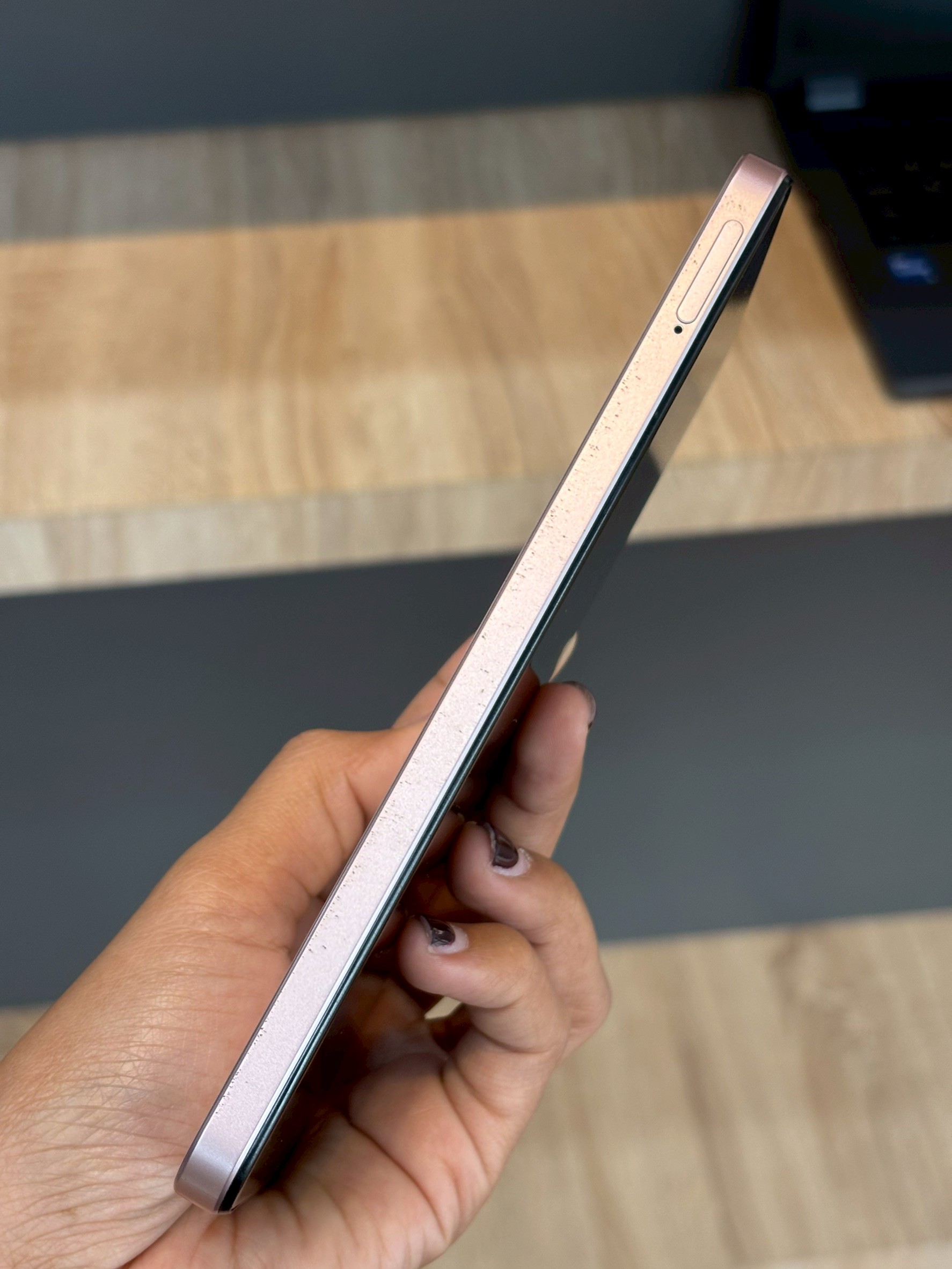 Realme C75X (6/128GB) สี Coral Pink