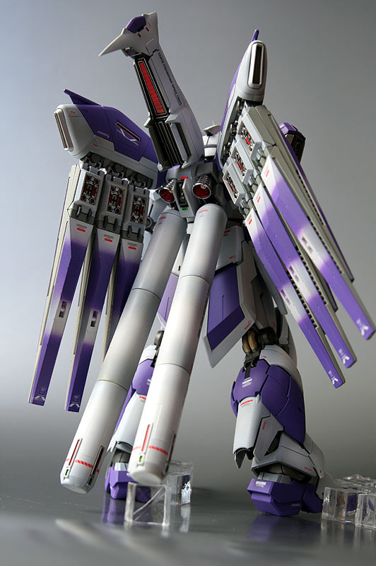 Bandai Hobby - MG 1/100 Hi-v Gundam Ver.Ka