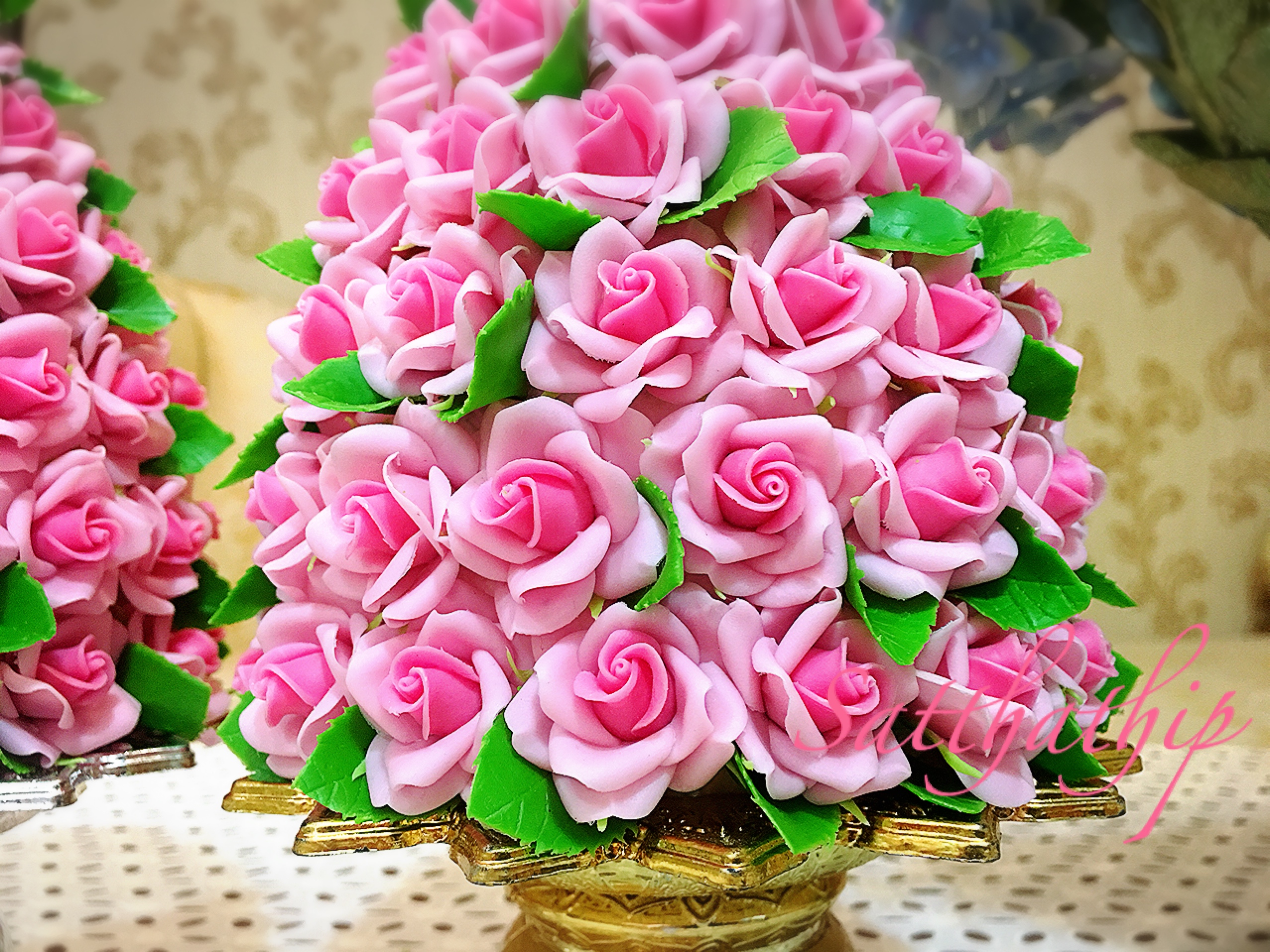 พานพุ่มดอกกุหลาบ - พานพุ่มดอกกุหลาบสีชมพู ประดิษฐ์จากดิน - Rose Flower - Phan bush