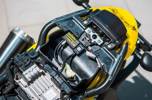 ควิกชิพเตอร์ Healtech สำหรับ Hayabusa เข้าเกียร์แบบไม่ต้องกำคลัทช์