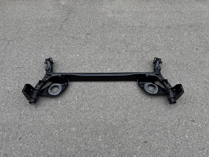 คานล้อหลัง Nissan Note 2015-2020