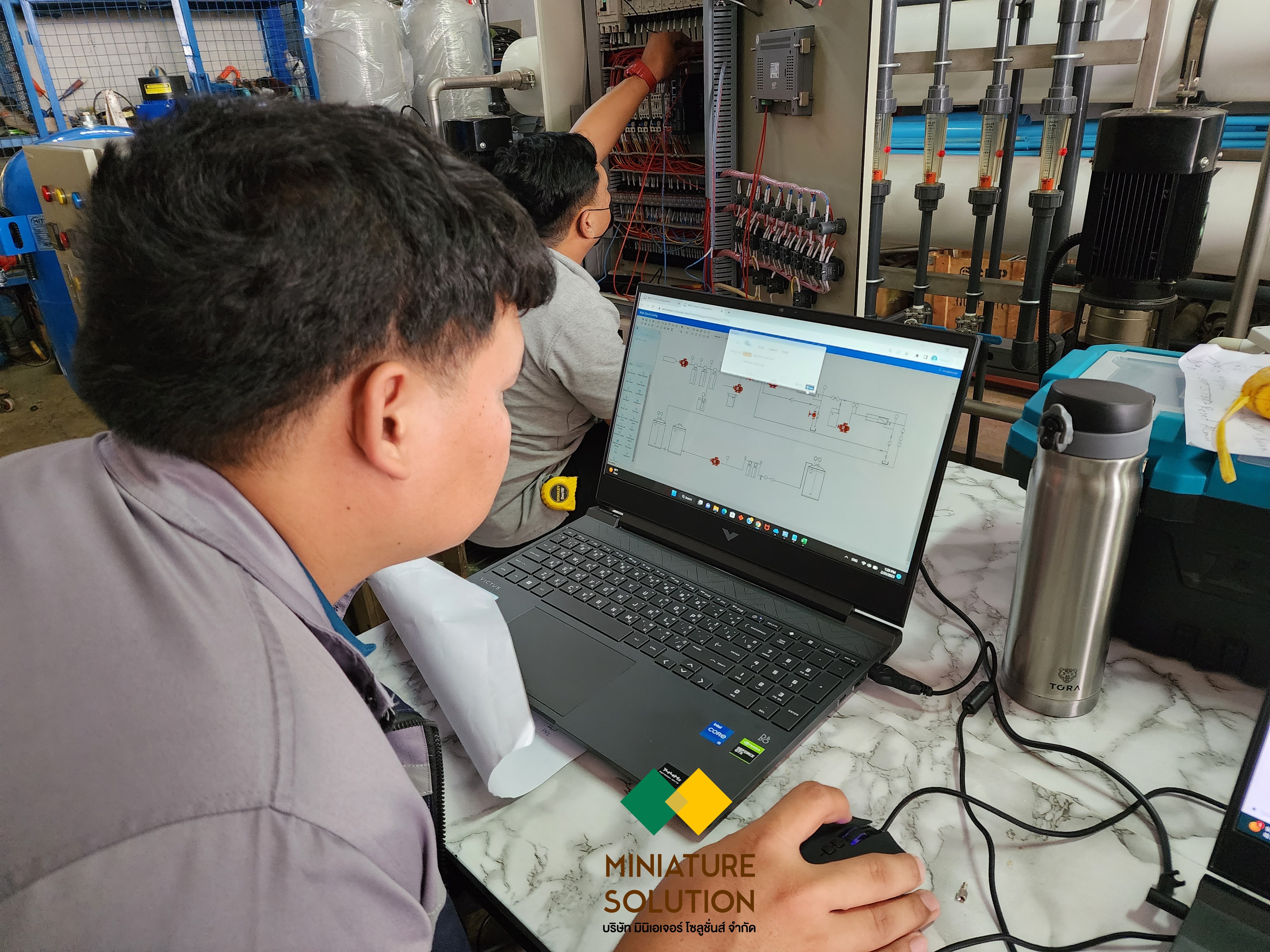 เขียนโปรแกรมควบคุมระบบเครื่องกรองน้ำ ใช้ PLC HMI IIOT
