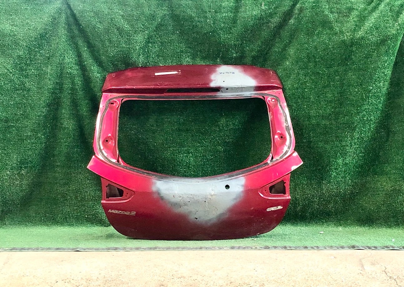 ฝาปิดท้าย Mazda3