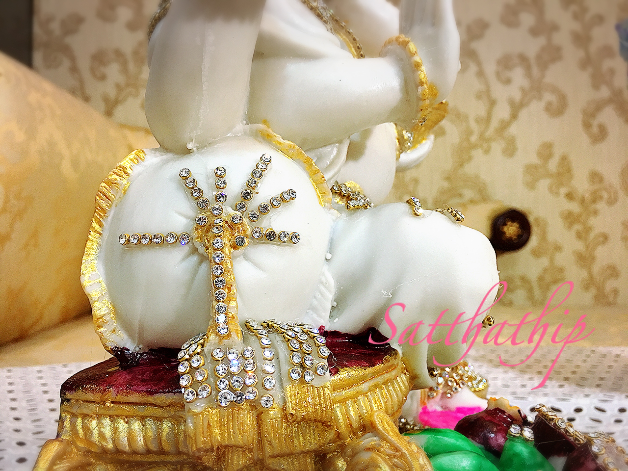พระพิฆเนศ ปางประทานพร (เรซิ่น แต่งองค์) - Ganesha: Lord of Success