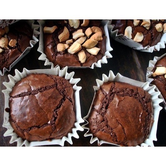 ถ้วยบราวนี่เล็ก เคลือบมัน คละสี 4.5x 4.5 ซม. 200 ใบ (09-6287)